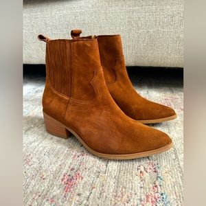 Steve Madden Suede Chelsea Boot